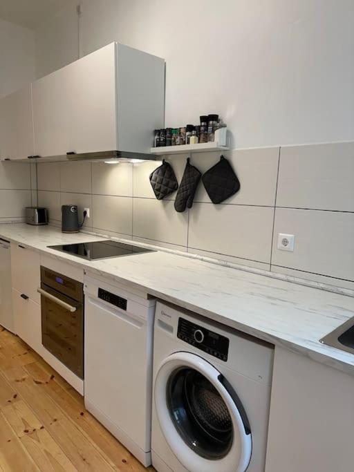 Modernes 2 Zimmer Apartment Berlin Luaran gambar